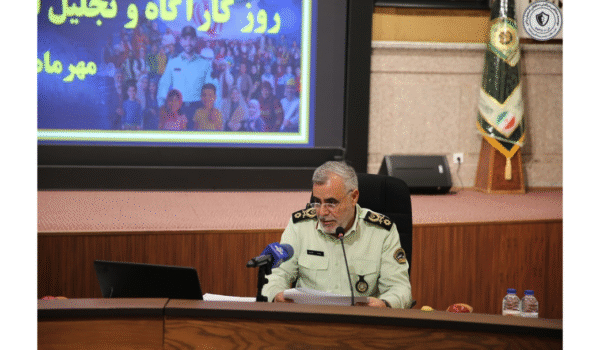 تجليل از کارآگاهان برتر پليس آگاهي در روز کارآگاه، رسيدگي به بيش از 30 هزار پرونده راکد